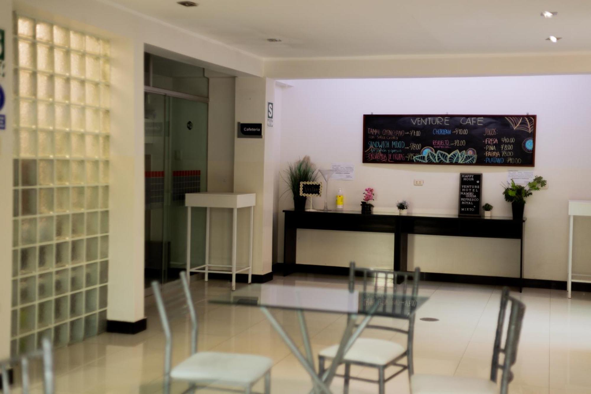 Hotel Venture Чинча-Альта Экстерьер фото