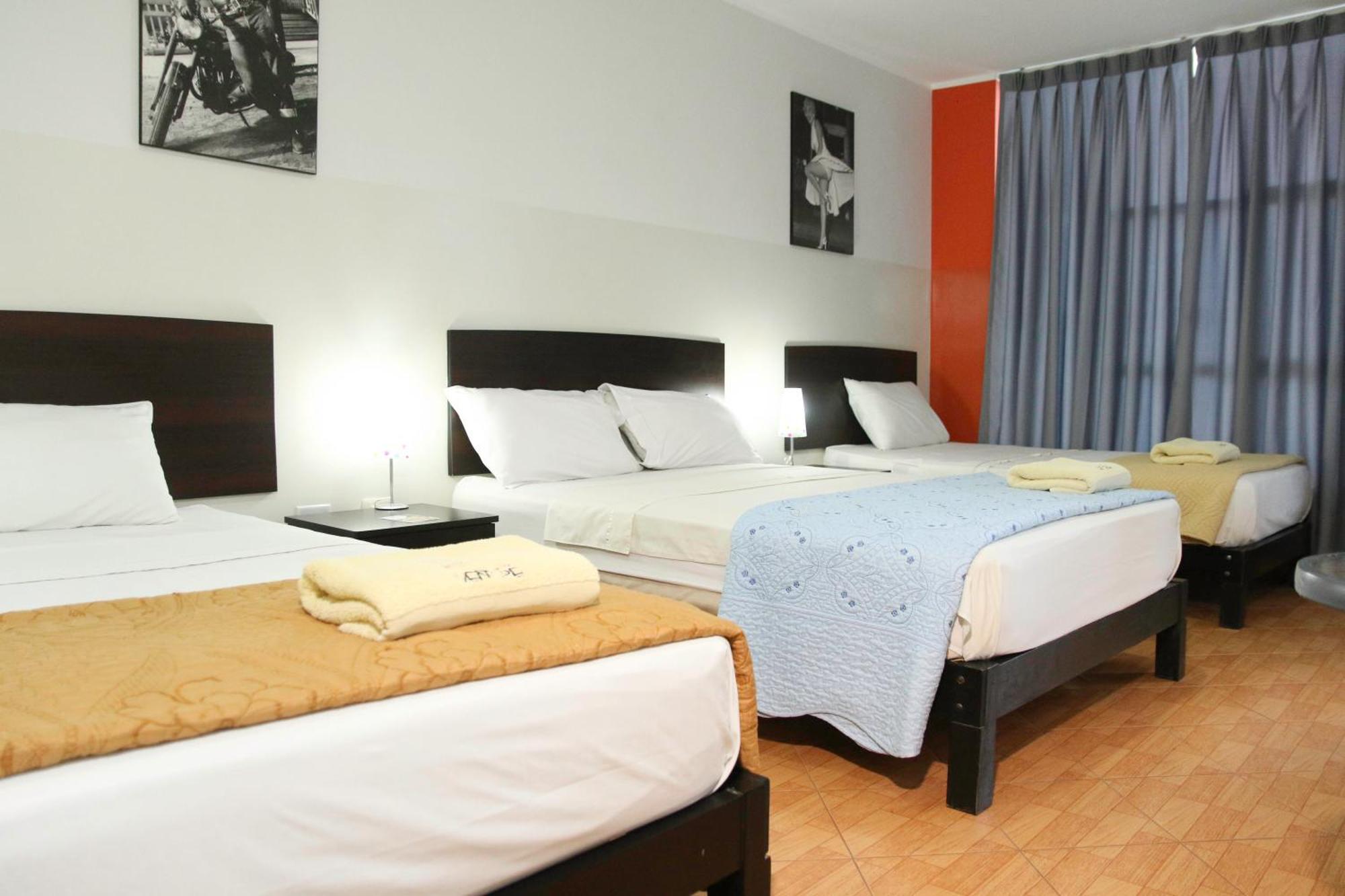 Hotel Venture Чинча-Альта Экстерьер фото